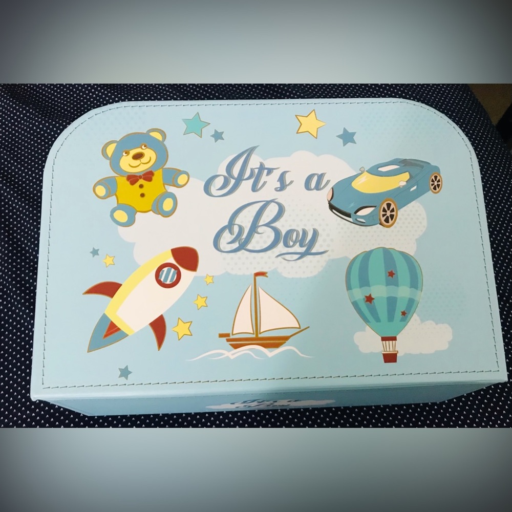 Welcome The World Baby Boy Suitcase, Baby Layette Set and New Baby Essentials